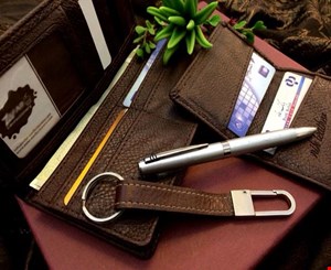 ست تبلیغاتی چرم 504