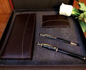 ست تبلیغاتی چرم 522